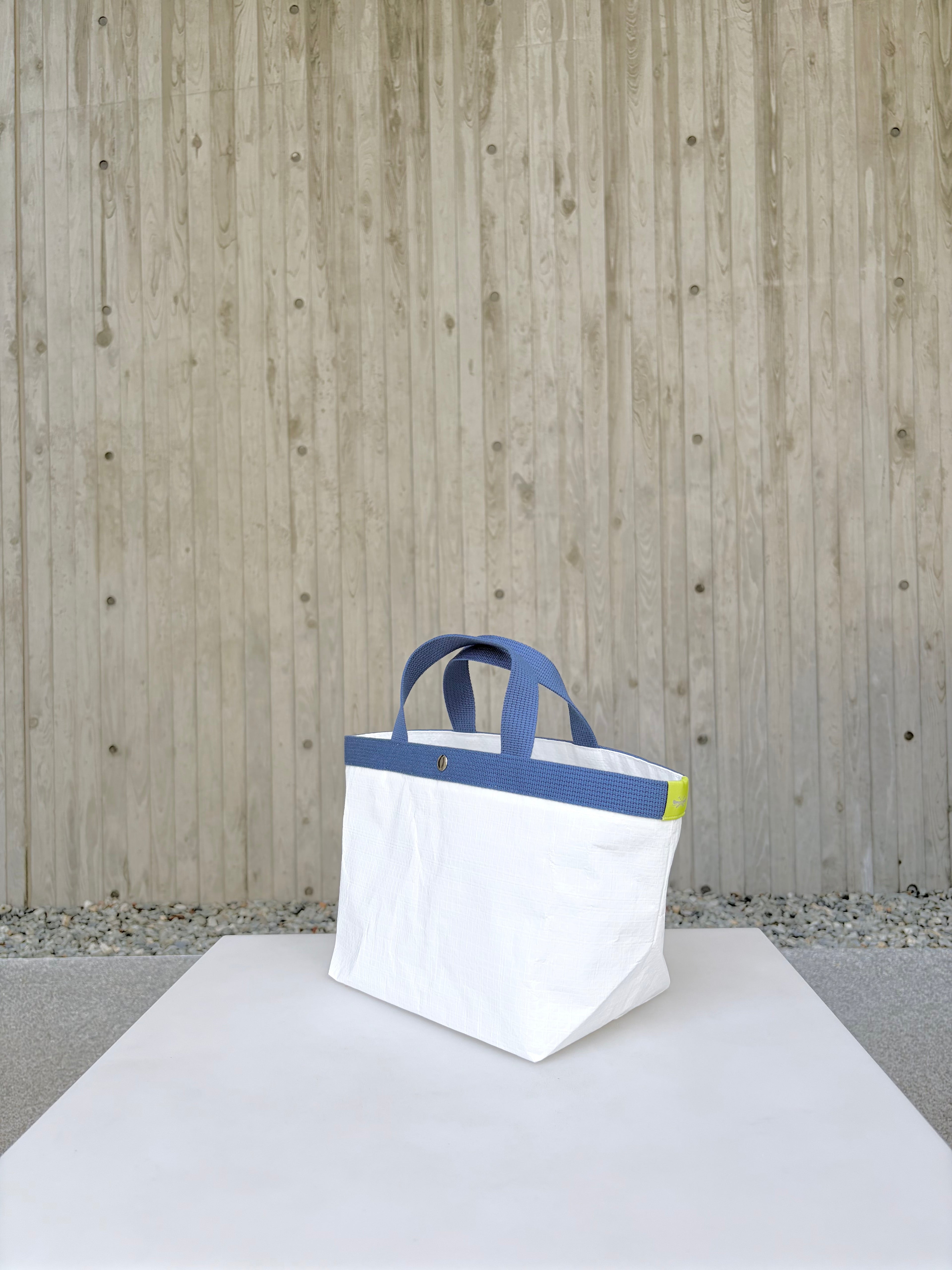[WH] patera.M